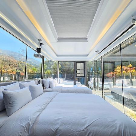 Galaxy X Hotel Type Caravan Glamping & Pension Pyeongchang Exterior photo