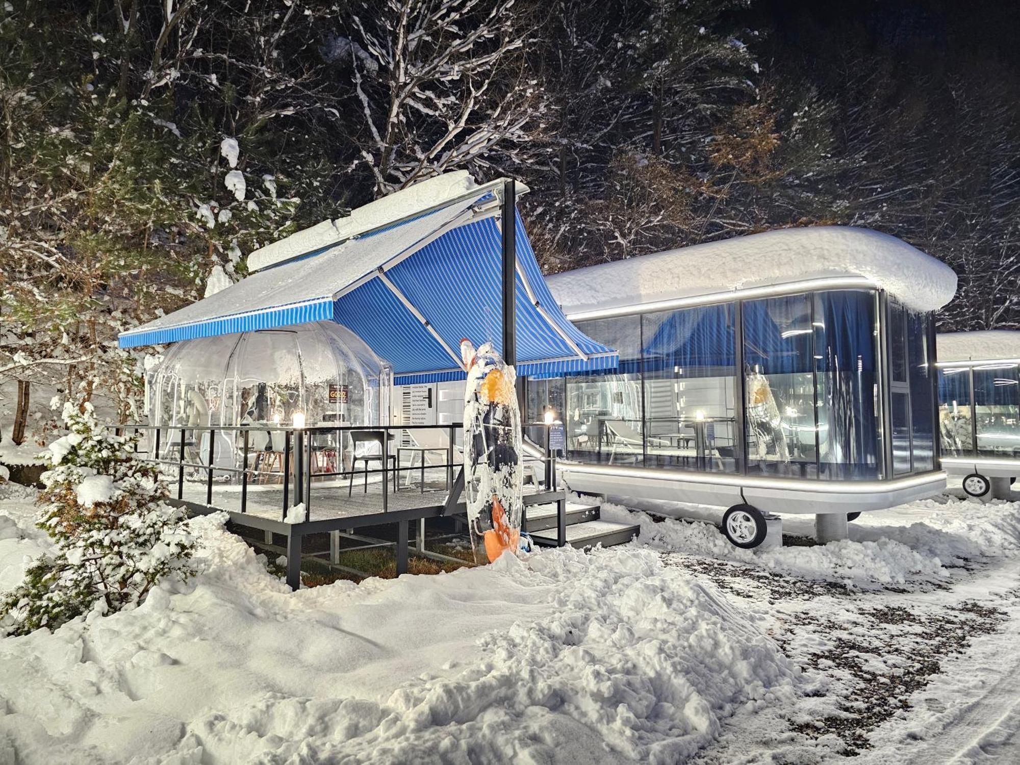 Galaxy X Hotel Type Caravan Glamping & Pension Pyeongchang Exterior photo