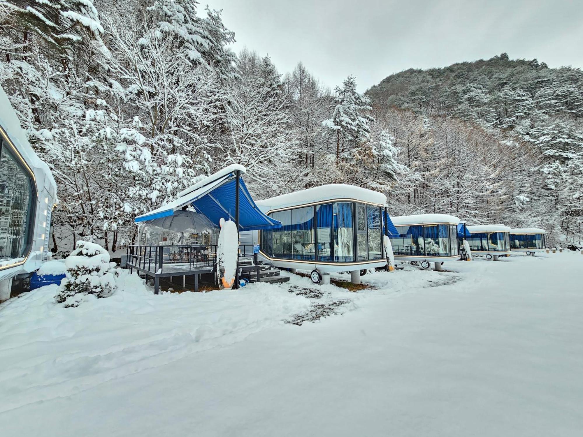 Galaxy X Hotel Type Caravan Glamping & Pension Pyeongchang Exterior photo